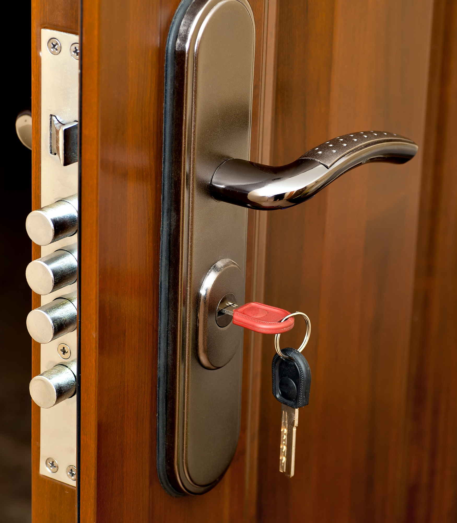 B1 Locksmith in Tempe, Arizona. Residential Locksmith, House Rekey, New House Keys Made, House Lockout in Tempe, AZ.